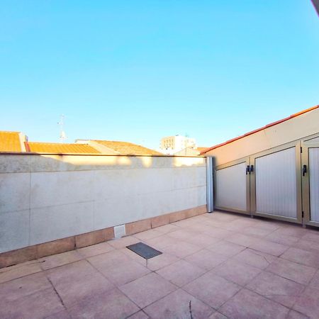 Moderno Apartamento Duplex En Terrassa Centro Екстериор снимка