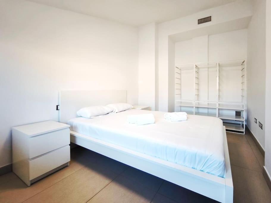 Moderno Apartamento Duplex En Terrassa Centro Екстериор снимка
